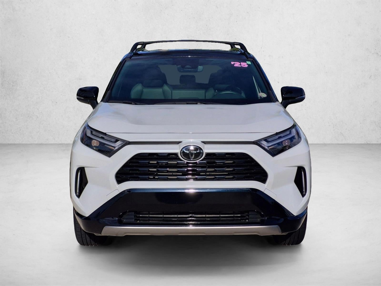 2025 Toyota RAV4 Hybrid XSE AWD (Natl)