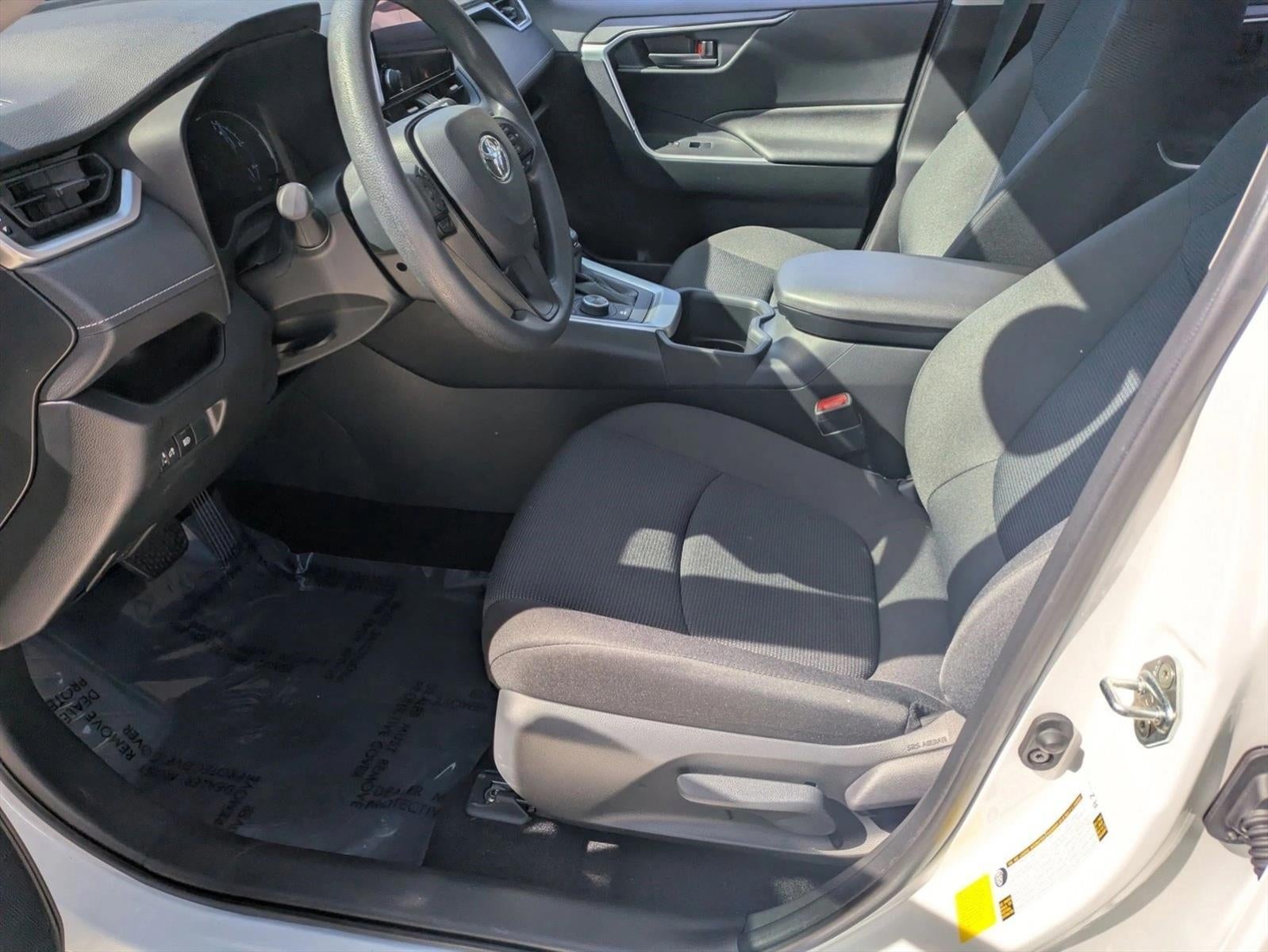 2025 Toyota RAV4 Hybrid LE AWD (Natl)