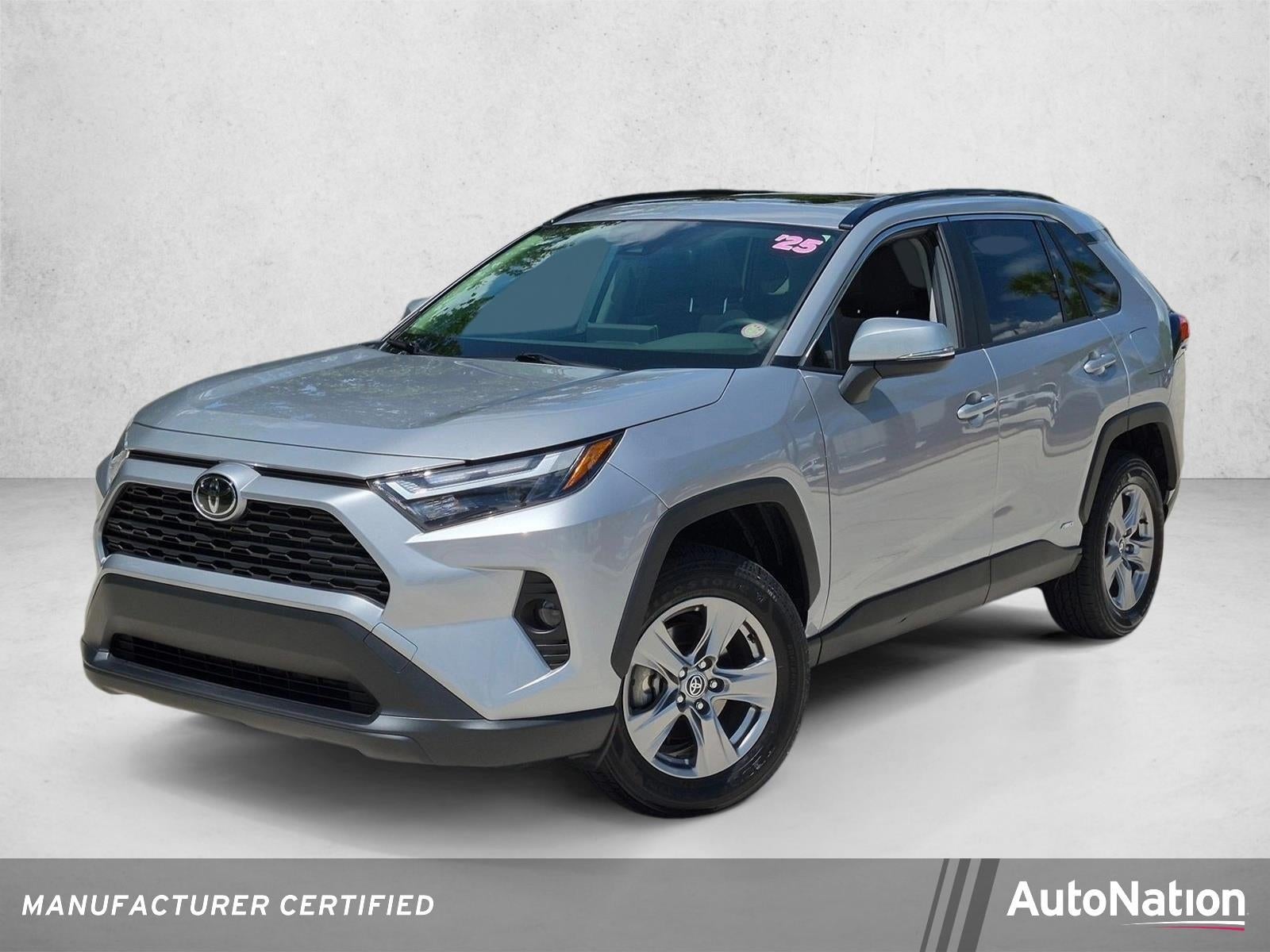 2025 Toyota RAV4 Hybrid XLE AWD (Natl)
