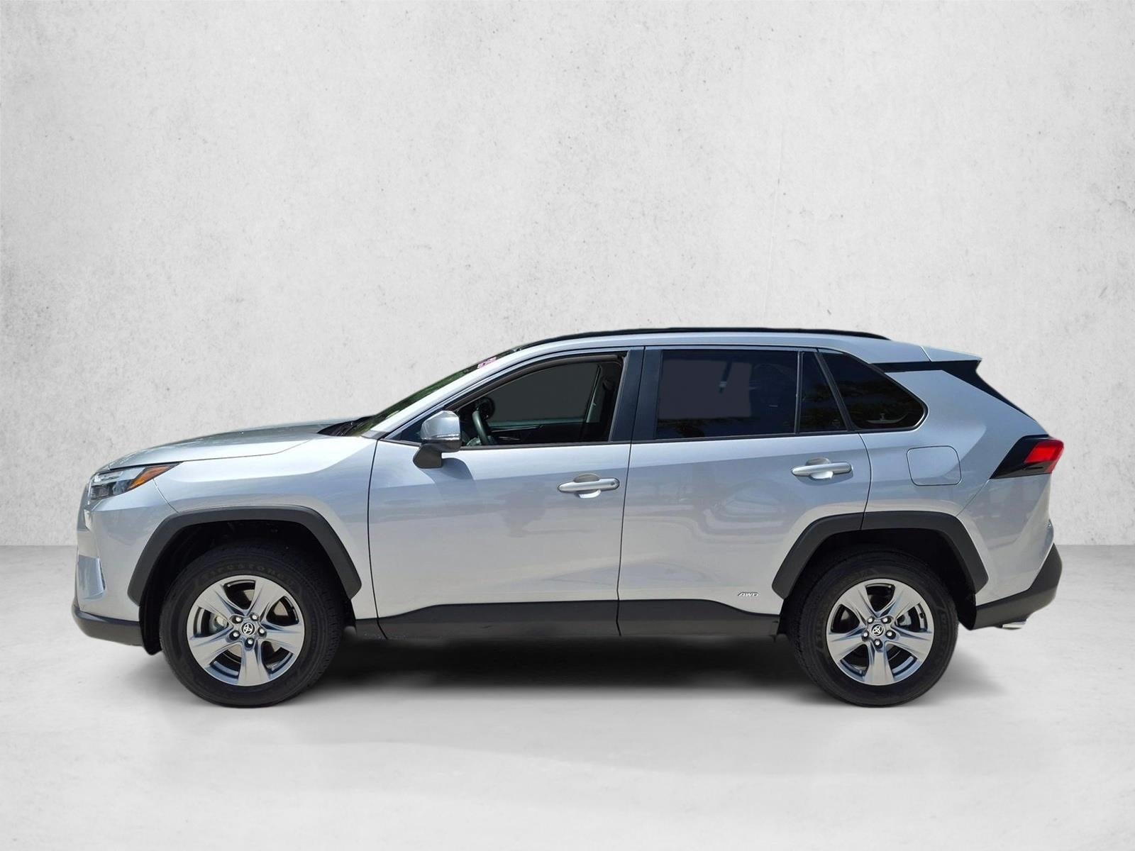 2025 Toyota RAV4 Hybrid XLE AWD (Natl)