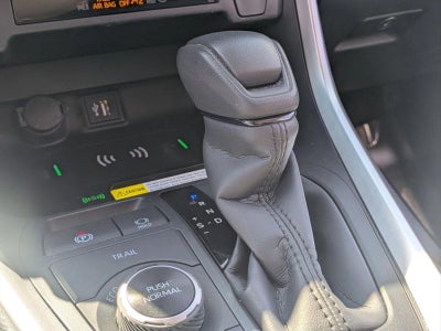 2025 Toyota RAV4 Hybrid XLE AWD (Natl)