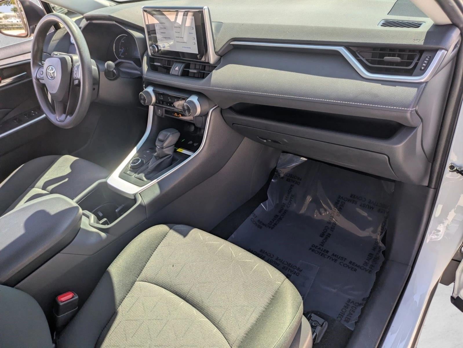 2025 Toyota RAV4 Hybrid XLE AWD (Natl)