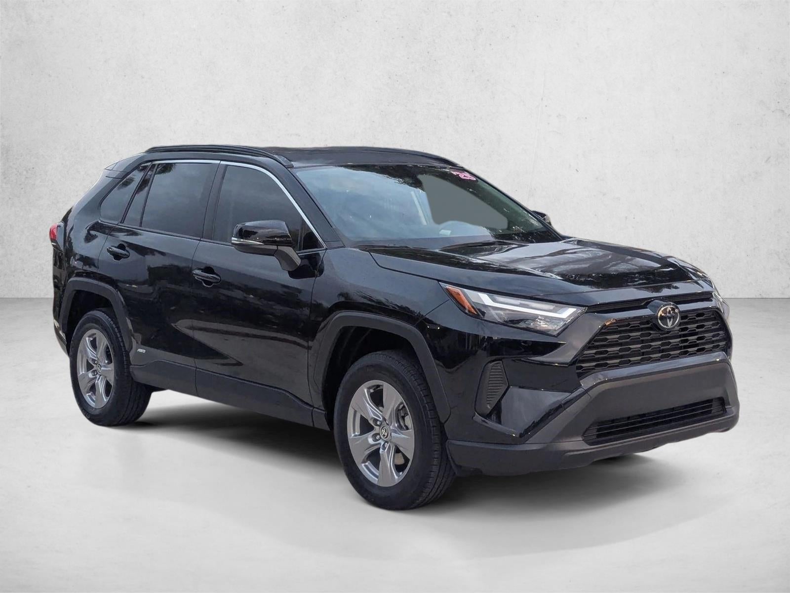 2025 Toyota RAV4 Hybrid XLE AWD (Natl)