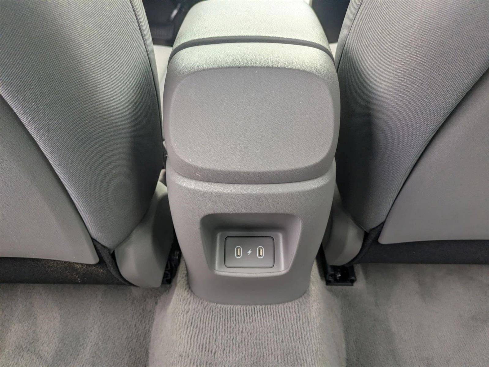 2024 Hyundai ELANTRA SE IVT