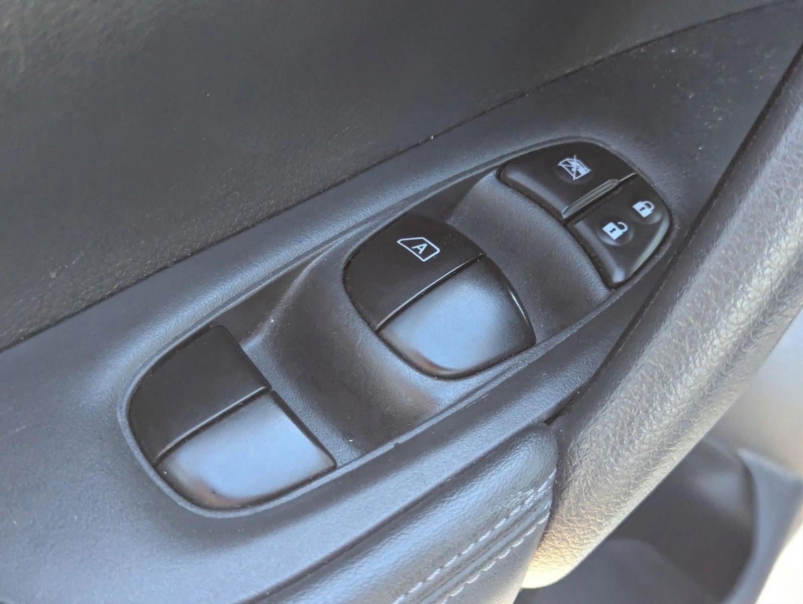 2017 Nissan Rogue 2017.5 AWD S