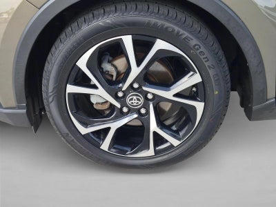 2021 Toyota C-HR XLE FWD (Natl)