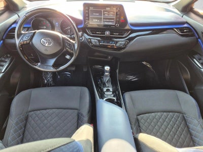 2020 Toyota C-HR XLE FWD (Natl)