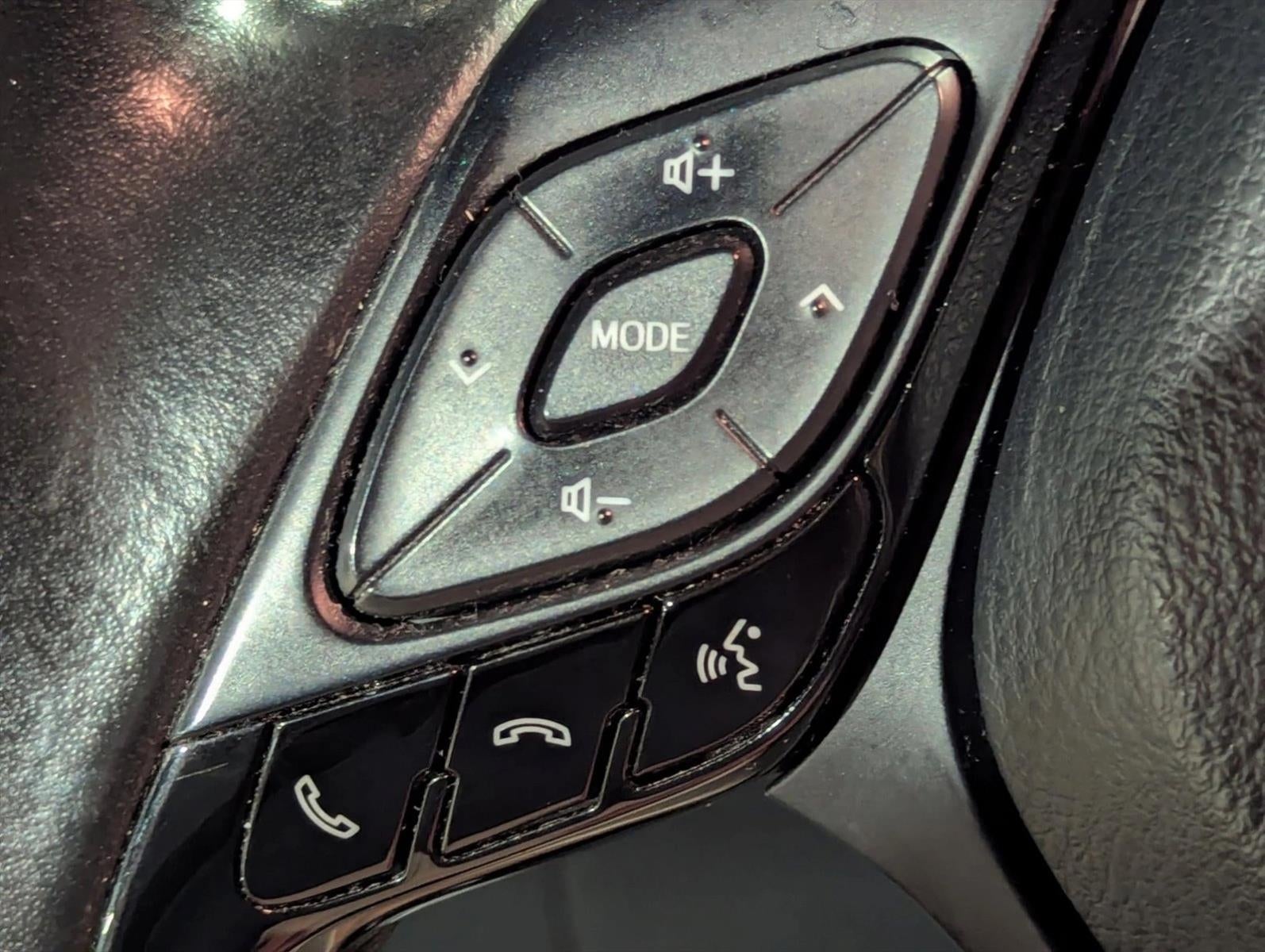 2021 Toyota C-HR XLE FWD (Natl)