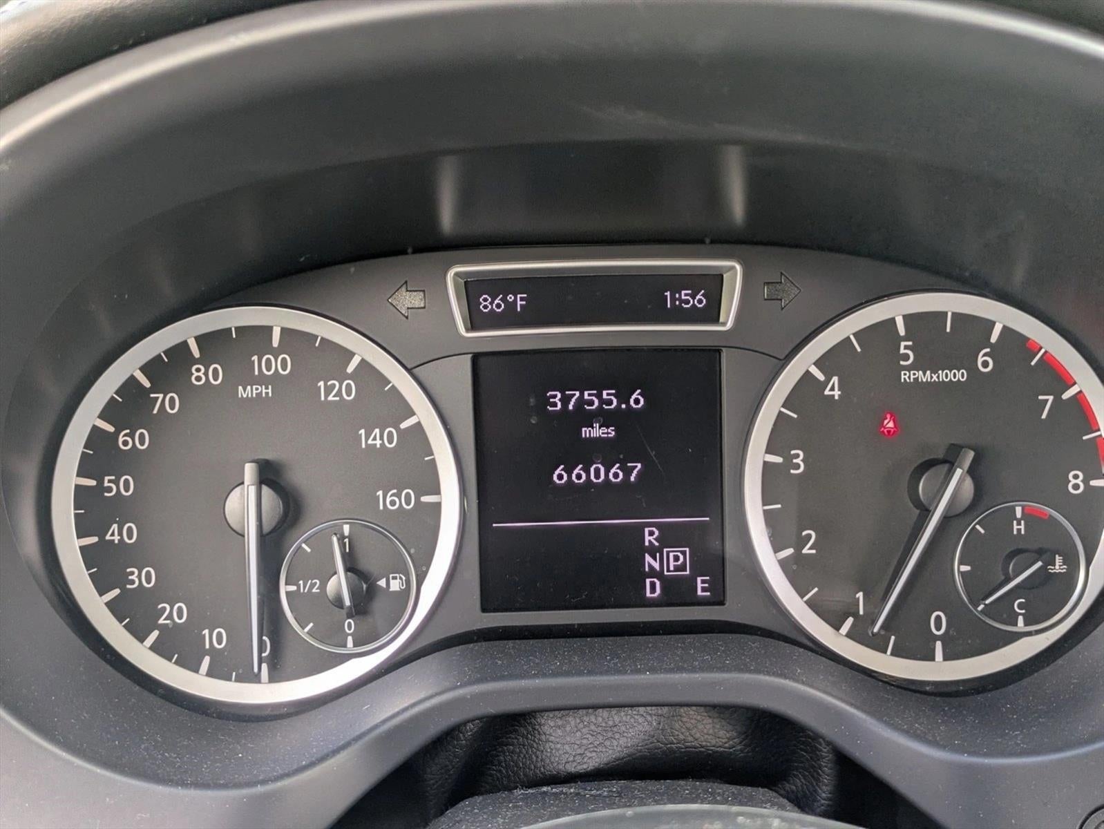 2018 INFINITI QX30 Luxury FWD