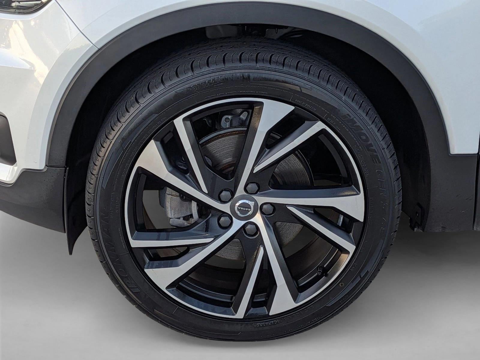 2021 Volvo XC40 T5 AWD R-Design