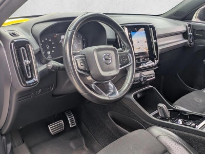 2021 Volvo XC40 T5 AWD R-Design