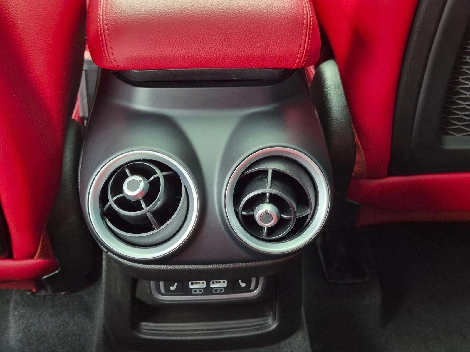2022 Alfa Romeo Stelvio Veloce AWD