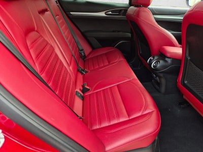 2022 Alfa Romeo Stelvio Veloce AWD
