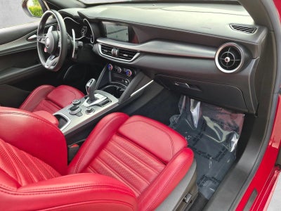 2022 Alfa Romeo Stelvio Veloce AWD