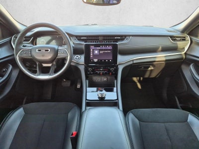 2023 Jeep Grand Cherokee L Altitude X 4x4