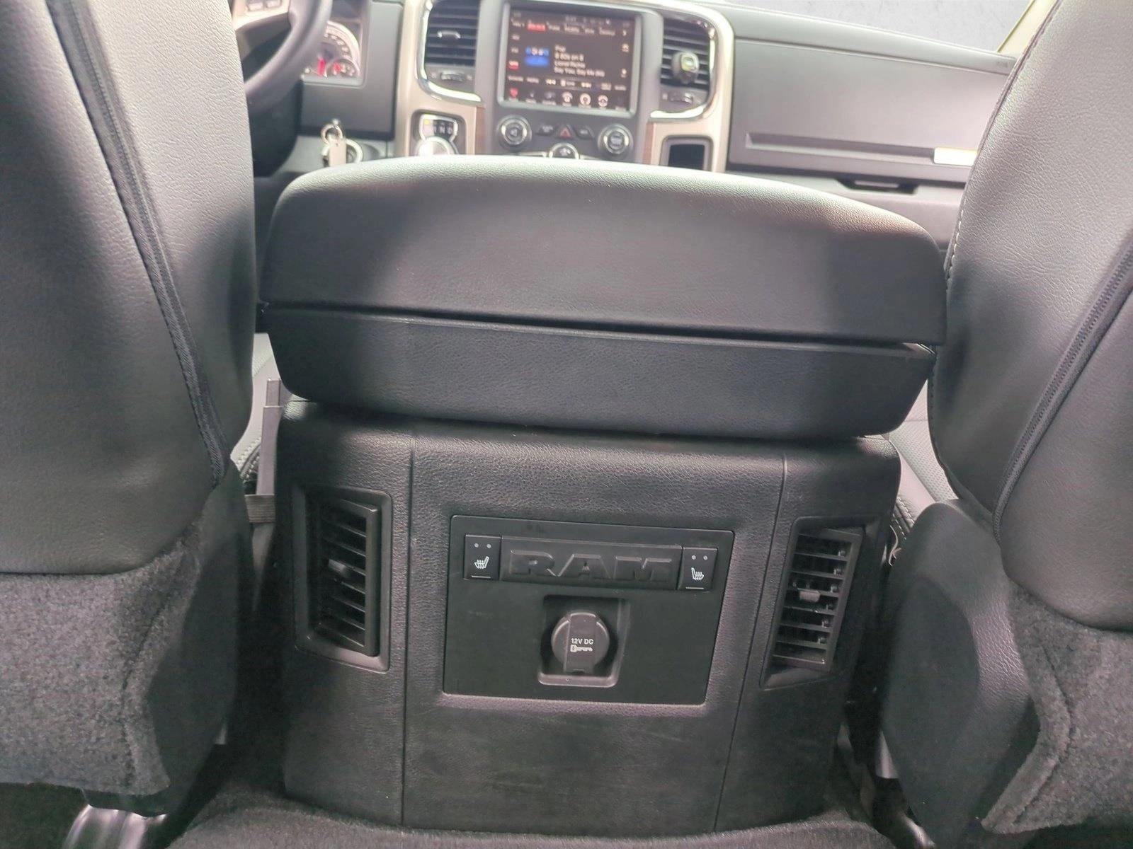 2014 RAM 1500 2WD Crew Cab 6.4 Ft Box Laramie