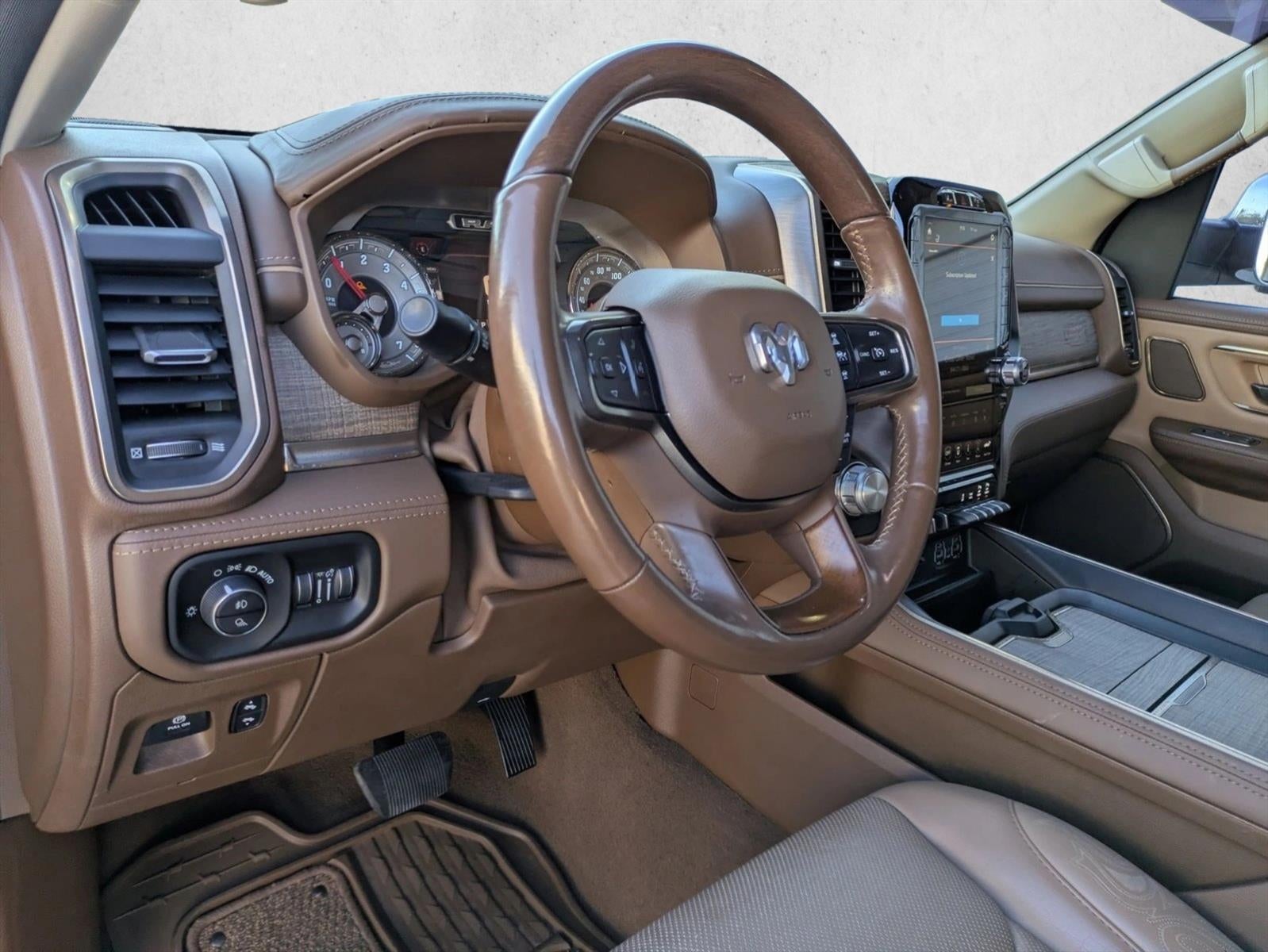2019 RAM 1500 Longhorn 4x4 Crew Cab 5'7" Box