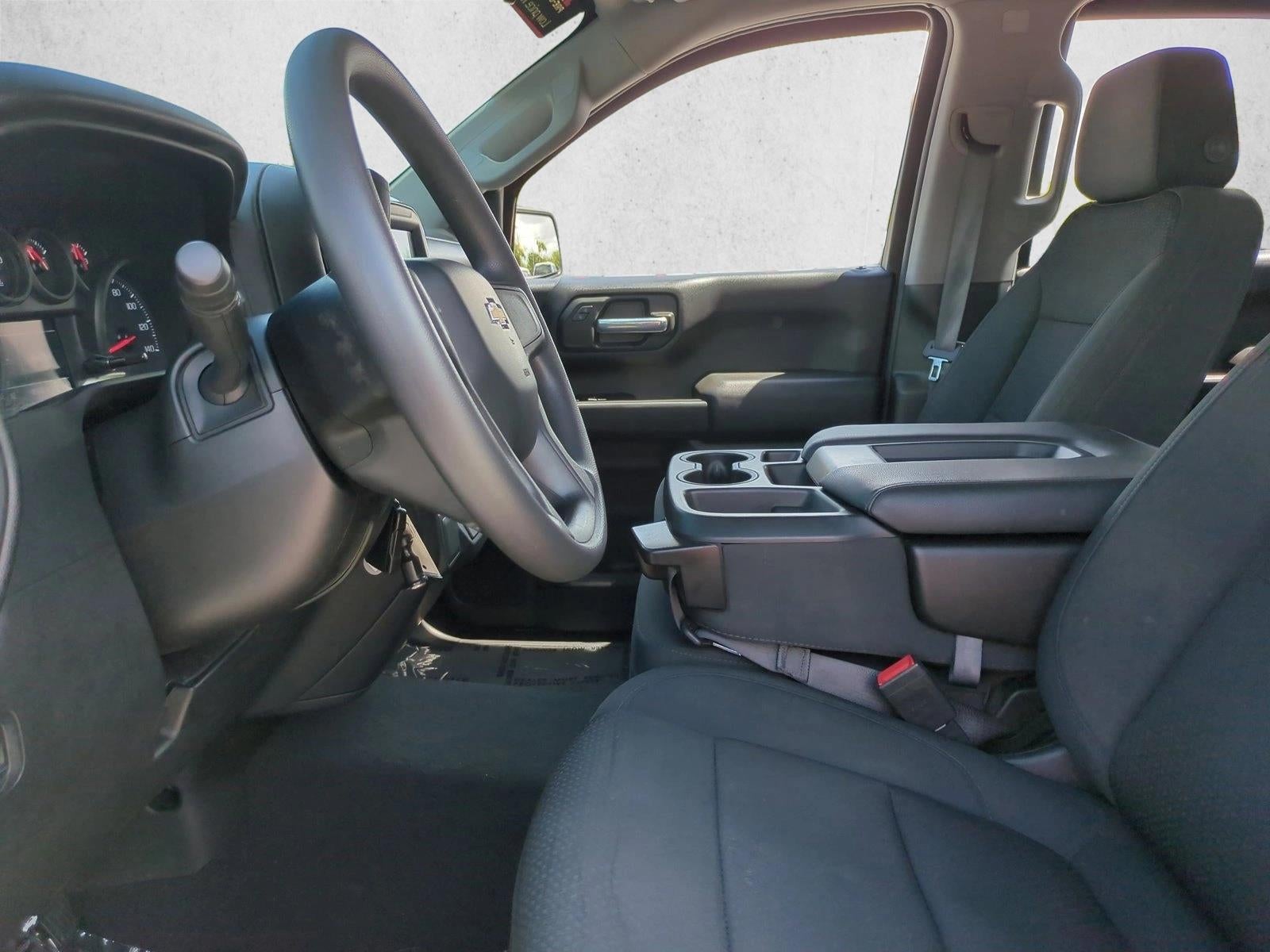 2021 Chevrolet Silverado 1500 Crew Cab Short Box 2-Wheel Drive Custom