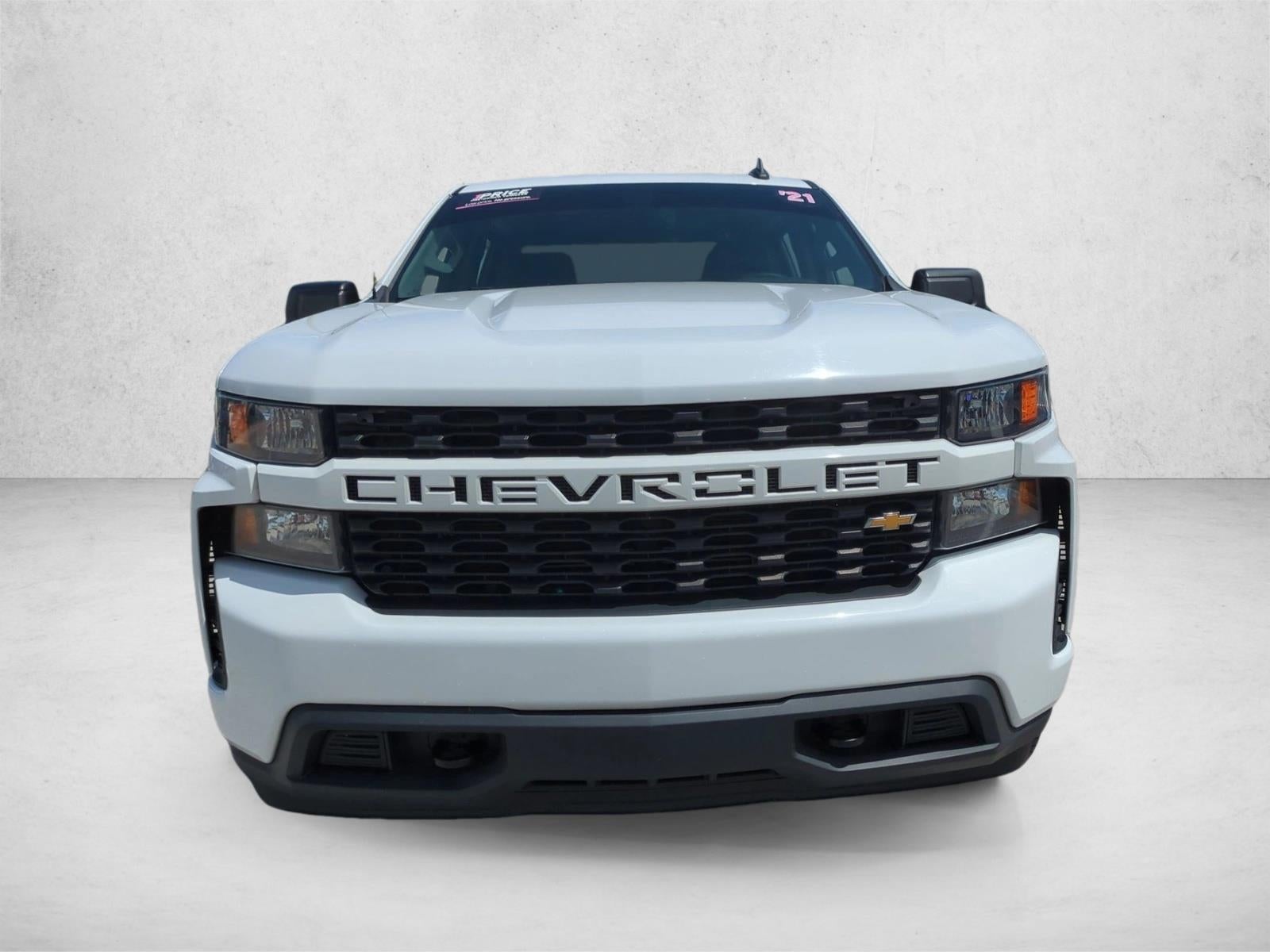 2021 Chevrolet Silverado 1500 Crew Cab Short Box 2-Wheel Drive Custom