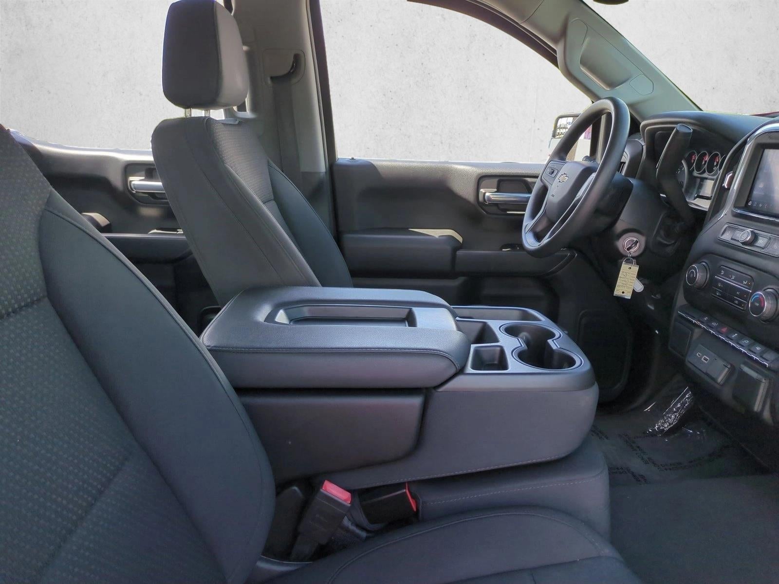 2021 Chevrolet Silverado 1500 Crew Cab Short Box 2-Wheel Drive Custom