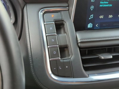 2023 Chevrolet Suburban 2WD LT