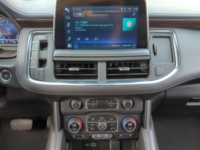 2023 Chevrolet Suburban 2WD LT