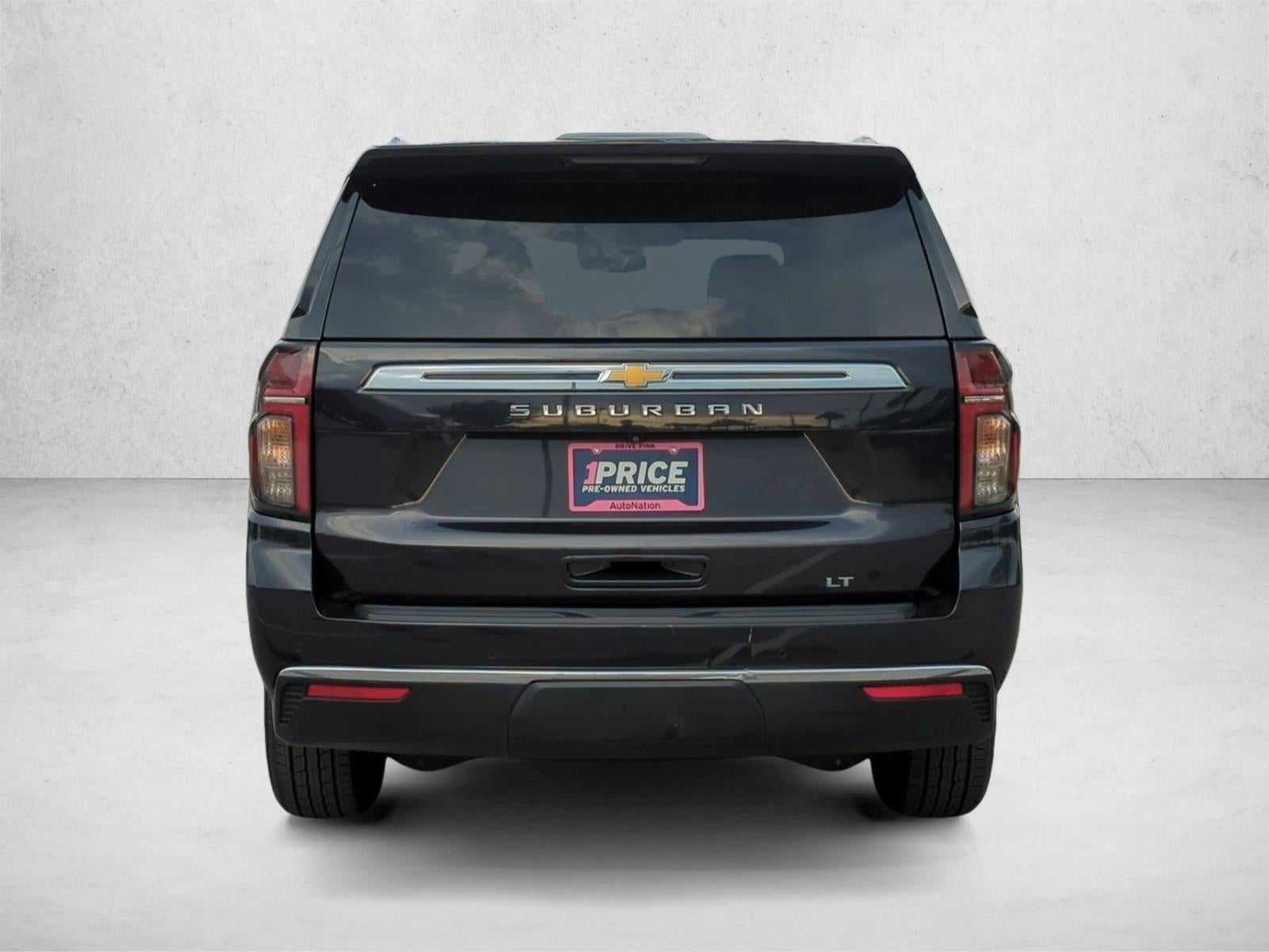 2023 Chevrolet Suburban 2WD LT