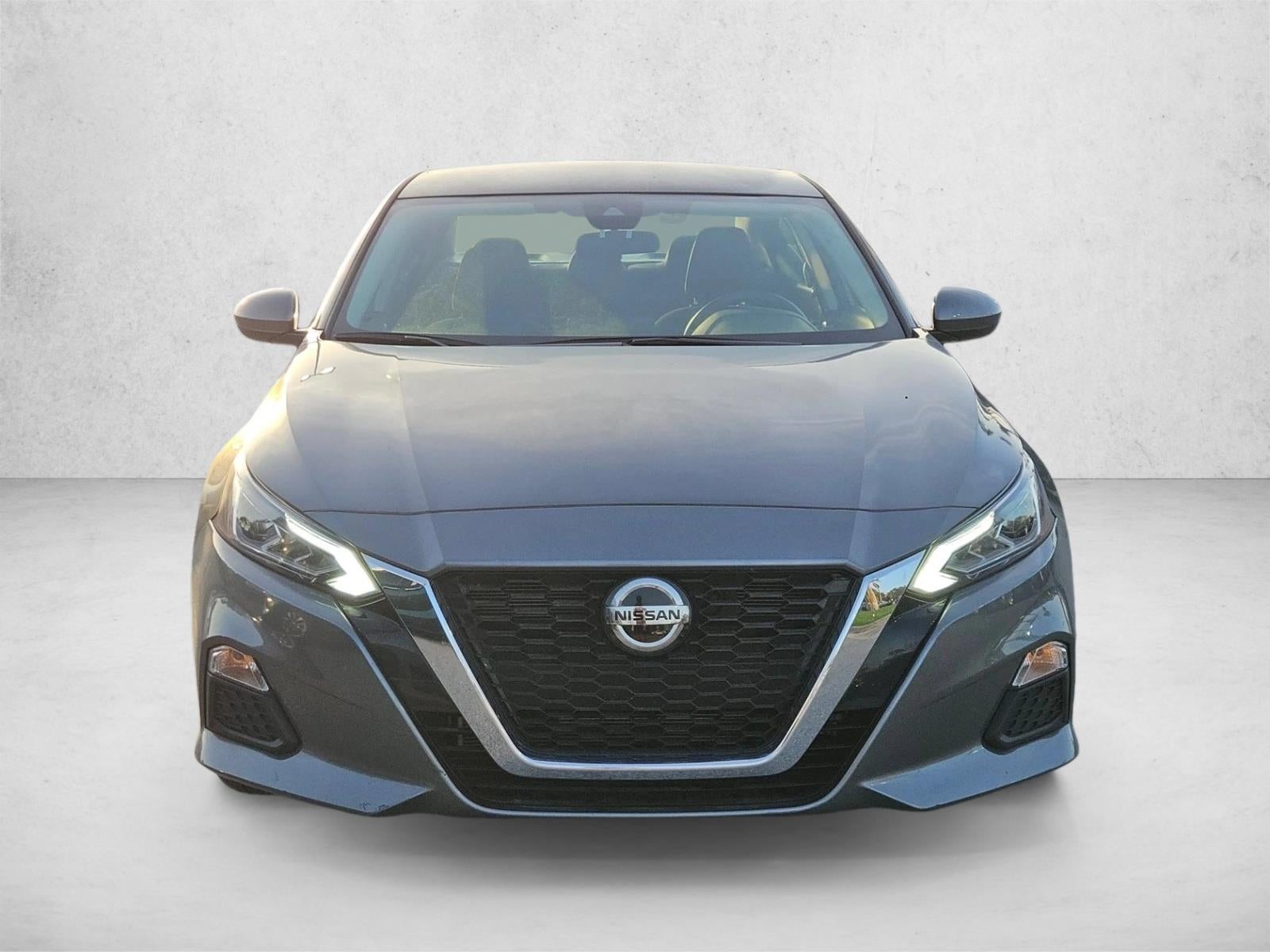2022 Nissan Altima 2.5 SV Sedan