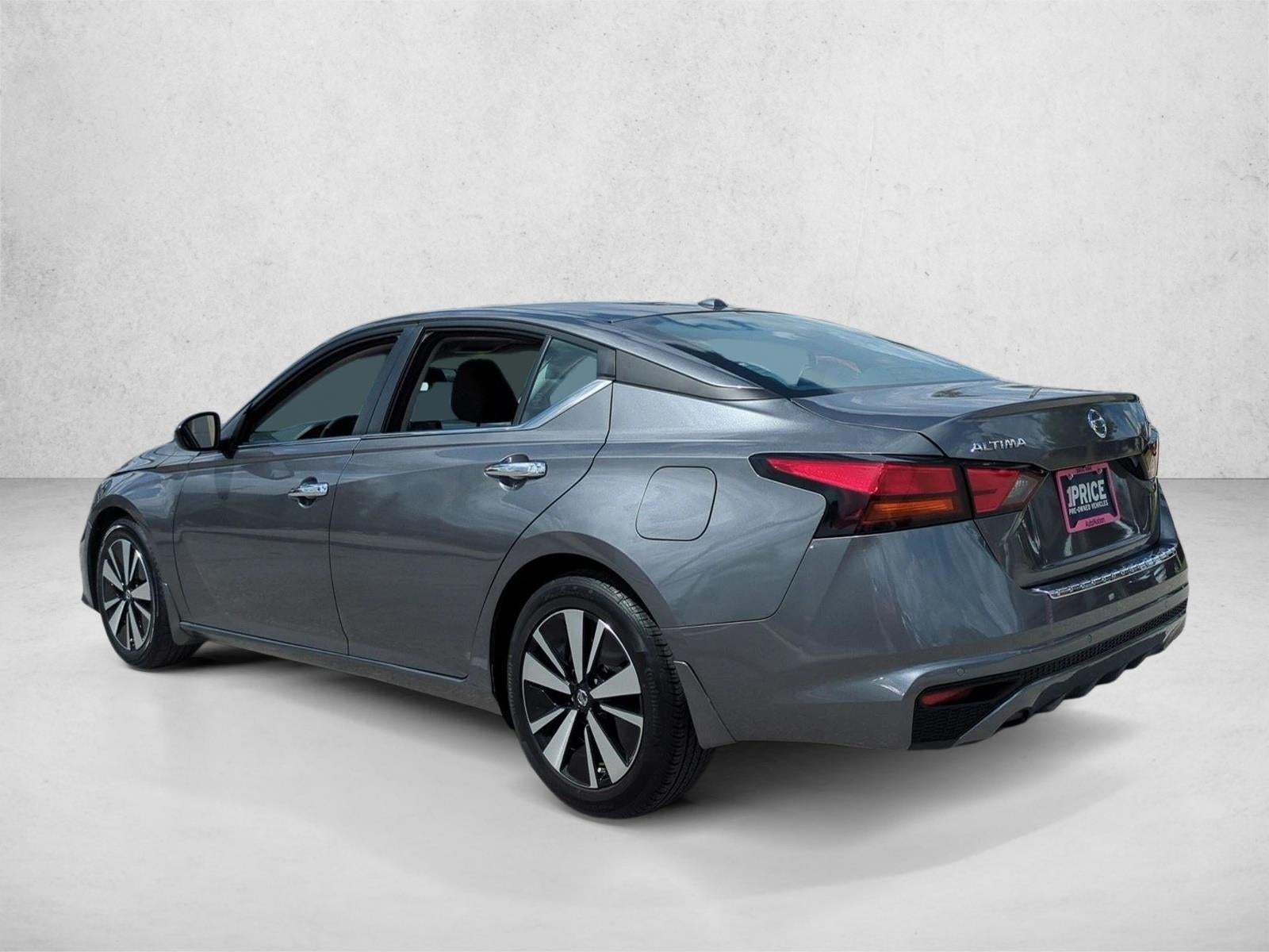 2022 Nissan Altima 2.5 SV Sedan