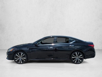2019 Nissan Altima 2.5 Platinum Sedan