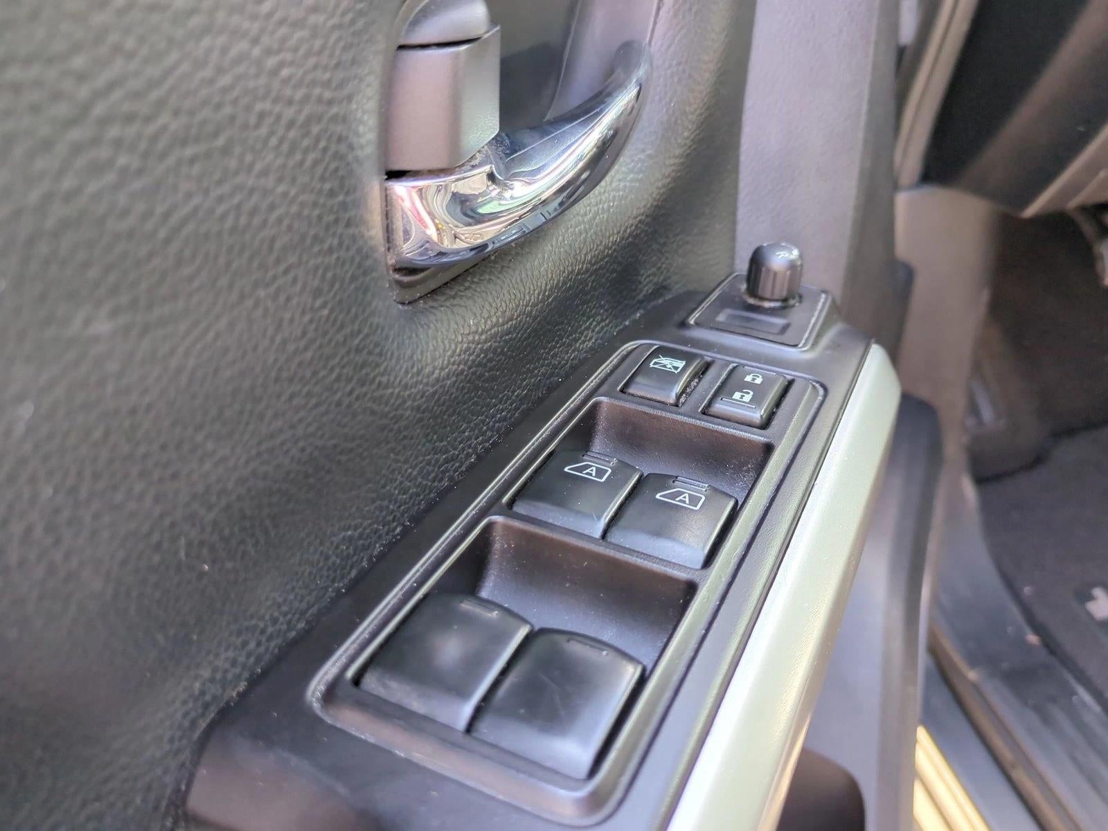 2021 Nissan Titan 4x2 Crew Cab SV