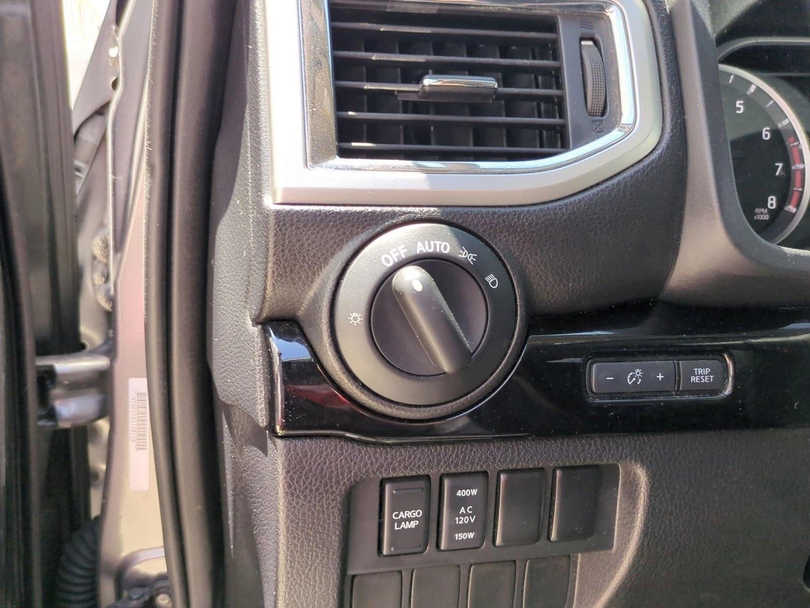 2021 Nissan Titan 4x2 Crew Cab SV