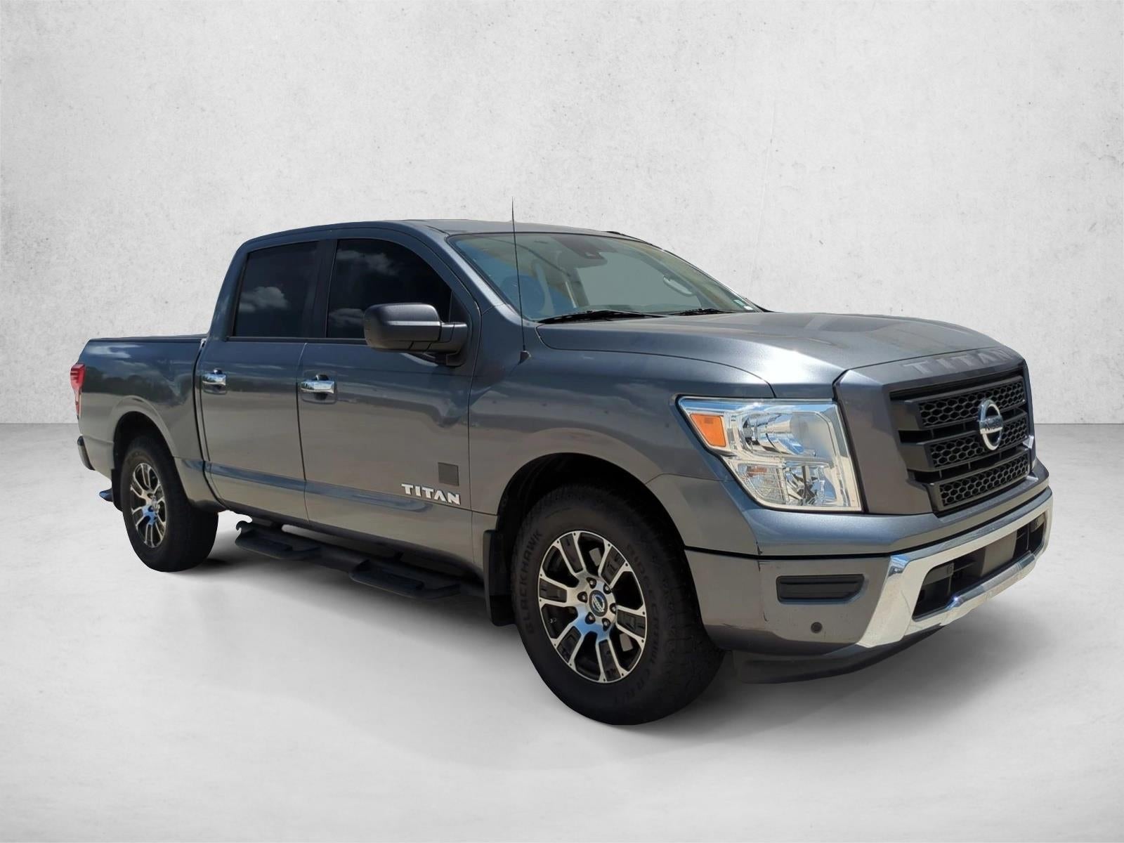 2021 Nissan Titan 4x2 Crew Cab SV