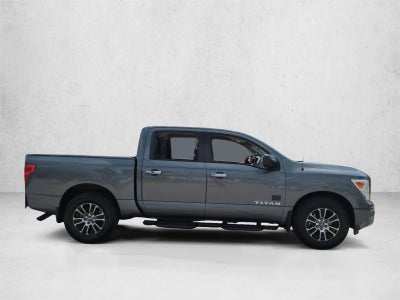 2021 Nissan Titan 4x2 Crew Cab SV