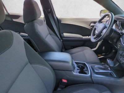 2017 Dodge Charger SE RWD