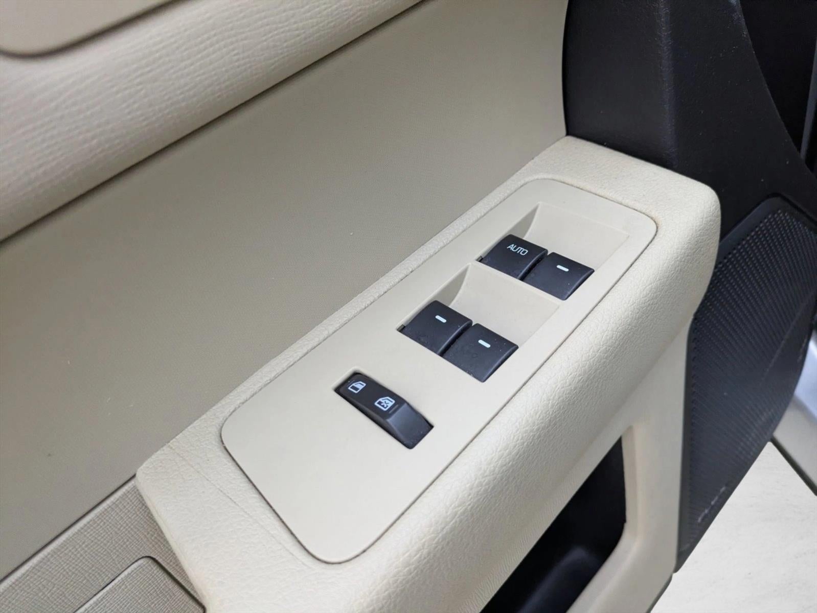 2014 Ford Flex 4dr SE FWD