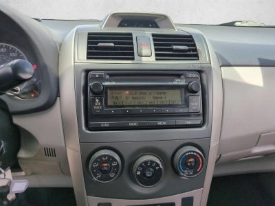 2012 Toyota Corolla 4dr Sdn Auto LE (Natl)