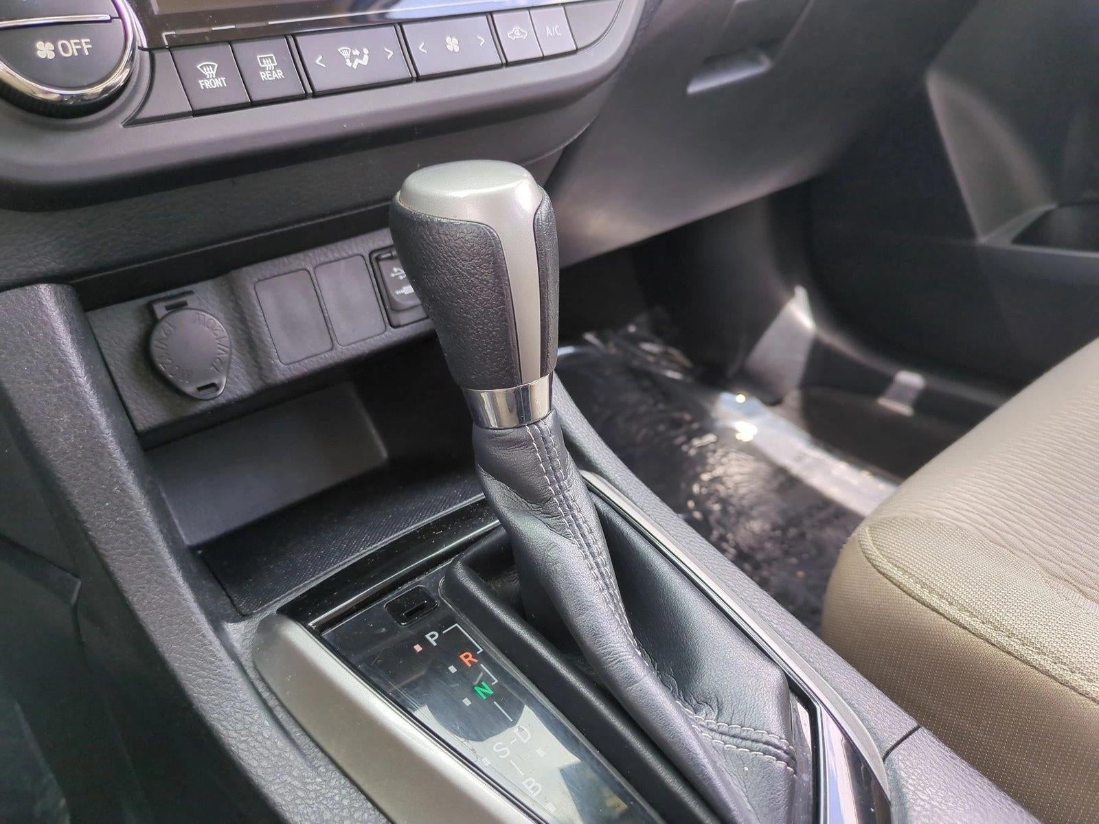 2014 Toyota Corolla 4dr Sdn CVT Auto LE (Natl)