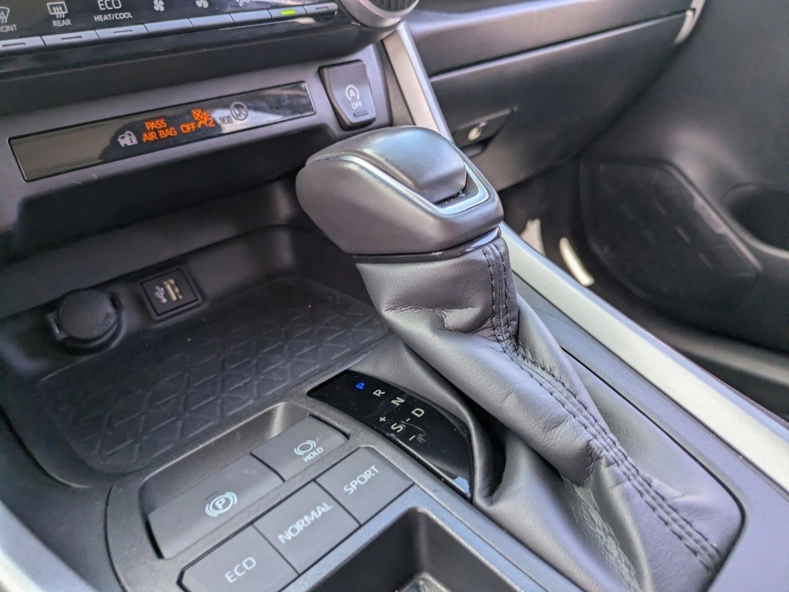 2024 Toyota RAV4 XLE Premium FWD (Natl)