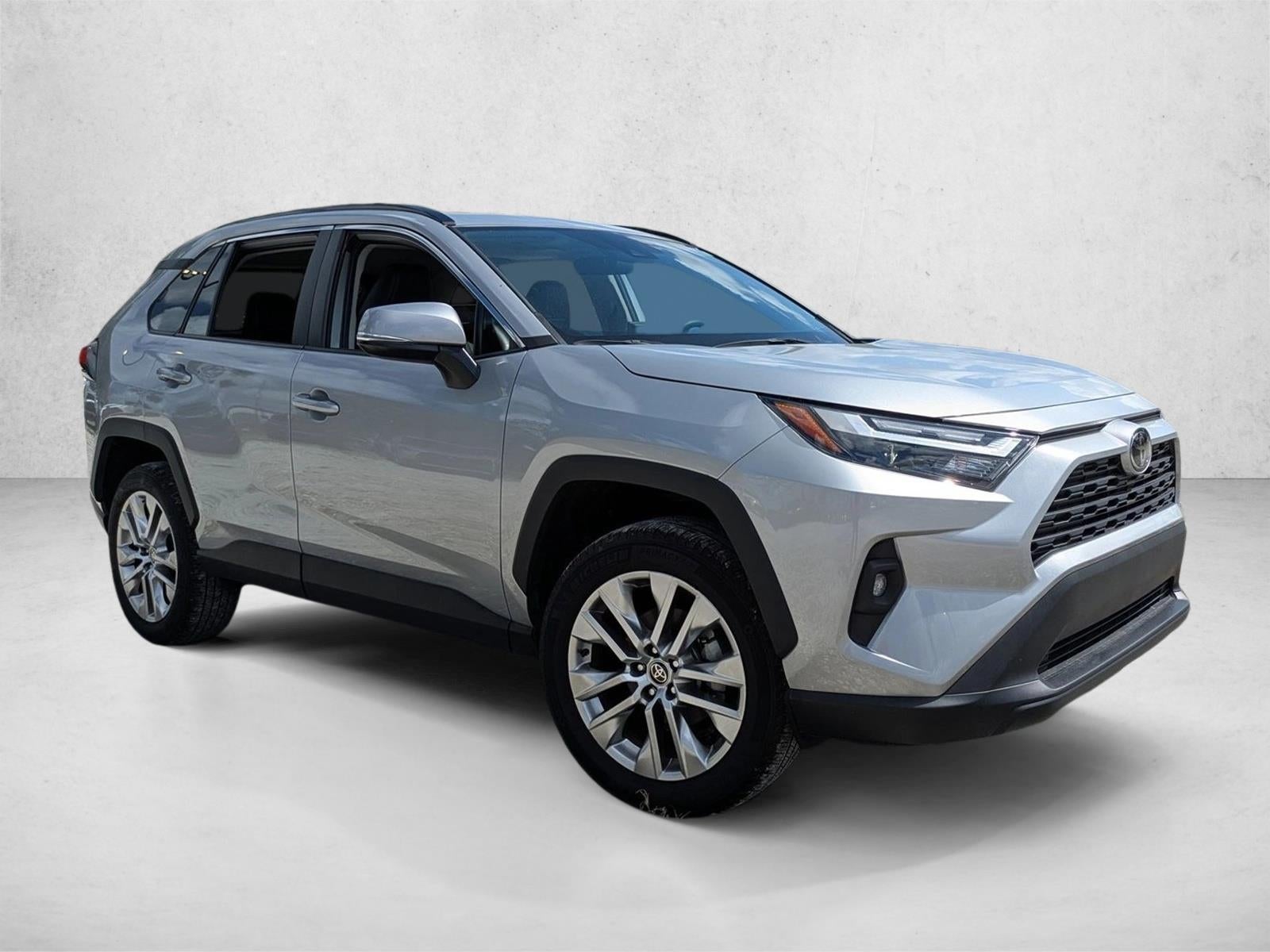 2024 Toyota RAV4 XLE Premium FWD (Natl)