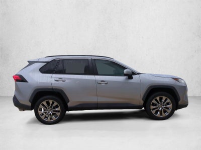 2021 Toyota RAV4 XLE Premium FWD (Natl)