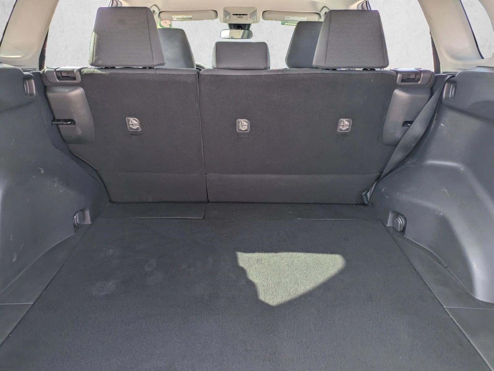 2019 Toyota RAV4 LE AWD (Natl)