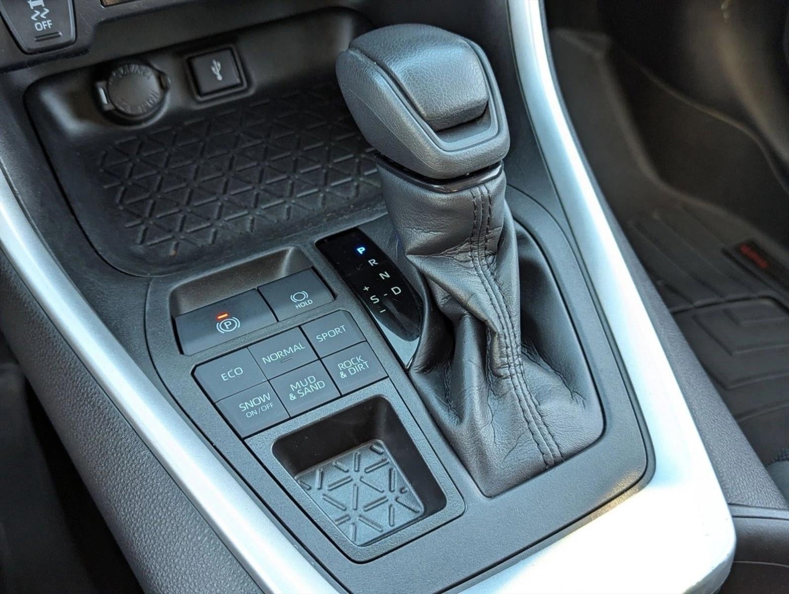 2022 Toyota RAV4 LE AWD (Natl)