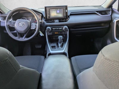2019 Toyota RAV4 LE FWD (GS)