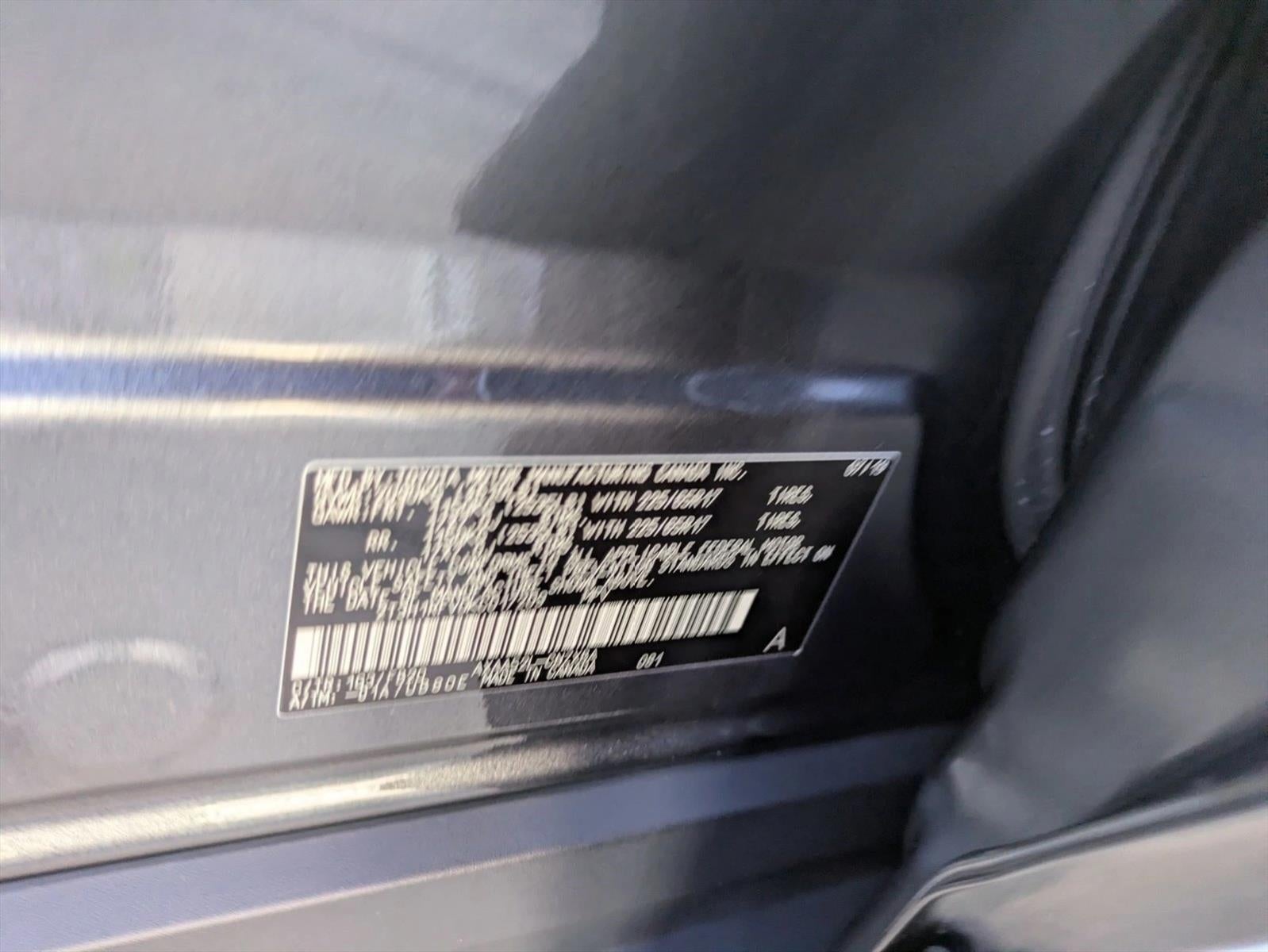 2019 Toyota RAV4 LE FWD (GS)