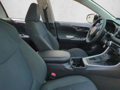 2024 Toyota RAV4 LE FWD (GS)