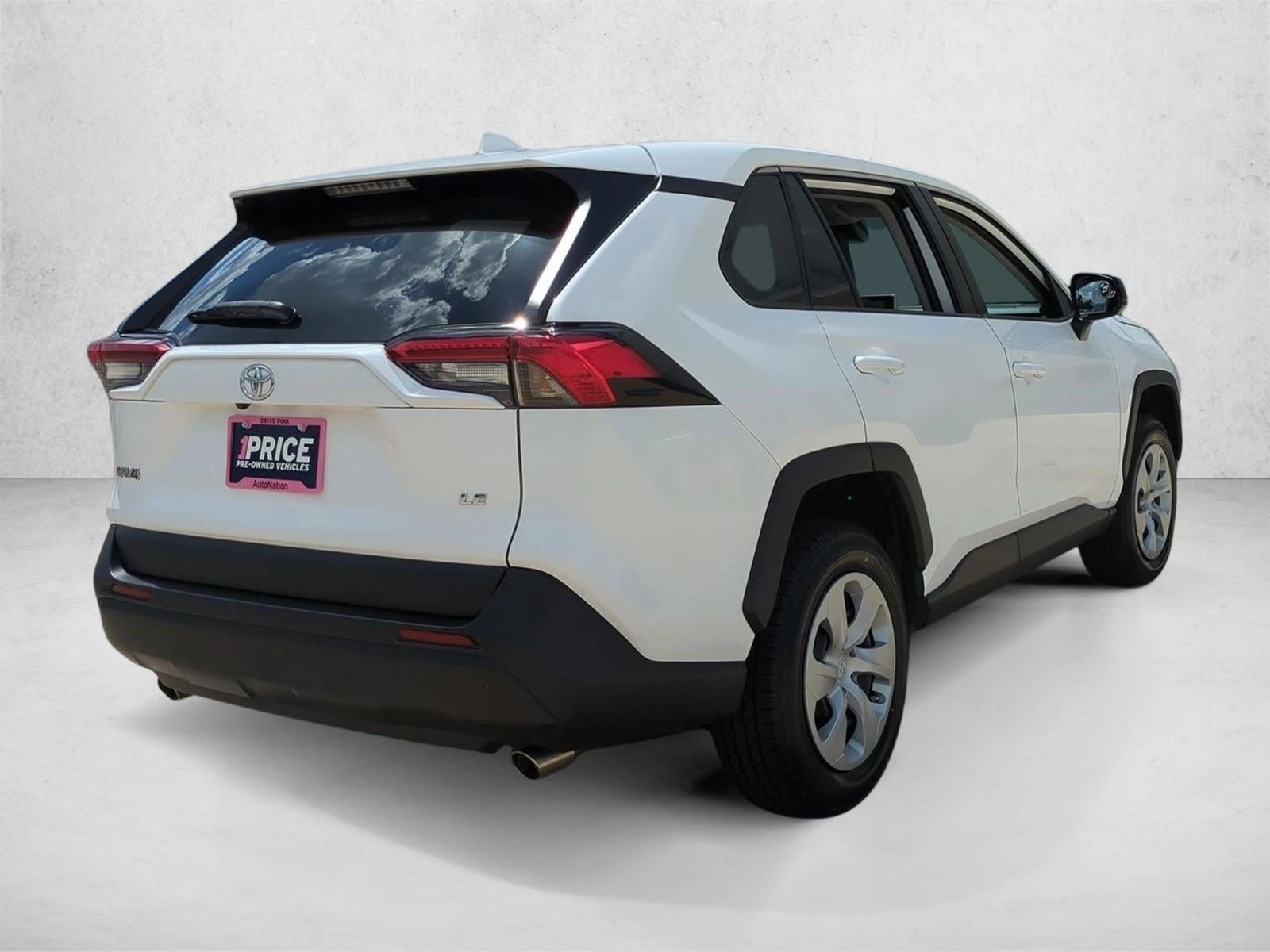 2024 Toyota RAV4 LE FWD (GS)
