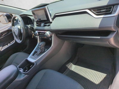 2025 Toyota RAV4 LE FWD (GS)