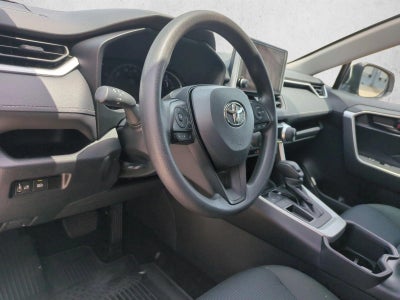 2024 Toyota RAV4 LE FWD (GS)