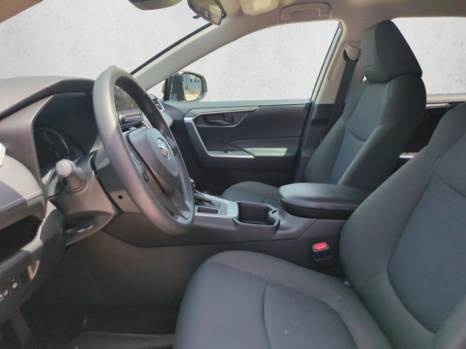 2024 Toyota RAV4 LE FWD (GS)